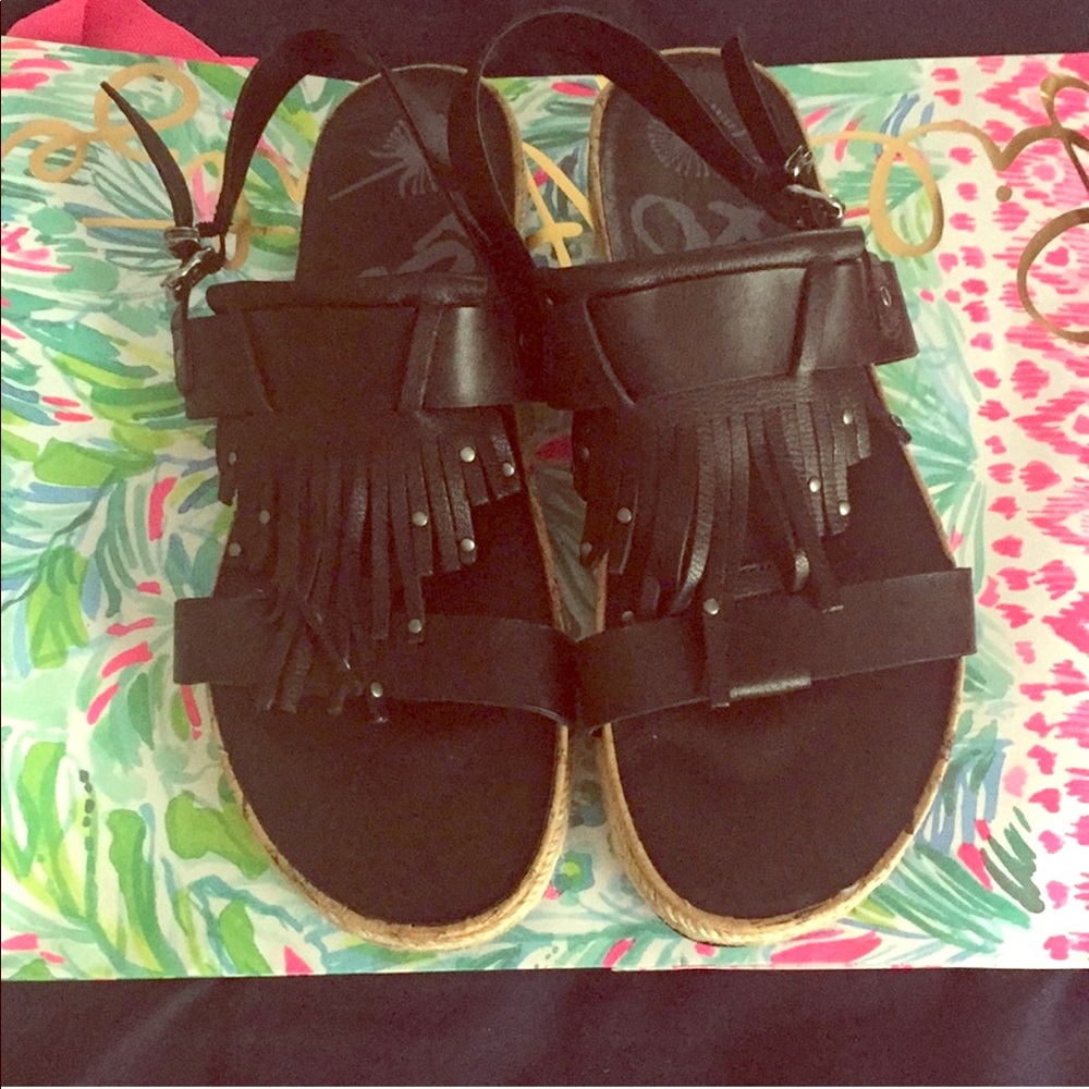 OTBT Black Leather Fringe Sandals